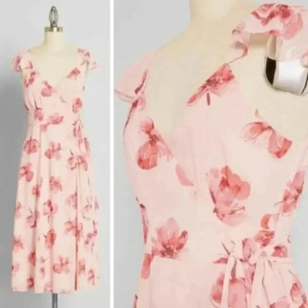 Hutch Sweet Hints and Soft Whispers Pink Floral Midi Wrap Dress Size Medium